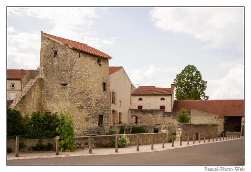 #Pascal-Photo-Web #Charroux #Paysage #Allier #France #campagne #Puy-de-Dme #patrimoine #touristique #village