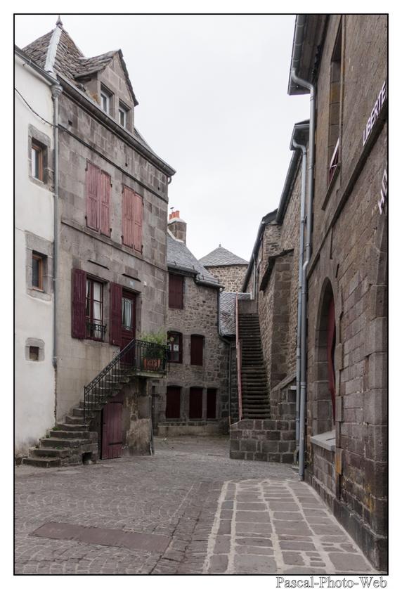 #Pascal-Photo-Web #Village #medieval #Besse-et-Saint-Anastaise #Paysage #Puy-de-Dme #France #auvergne #patrimoine #touristique