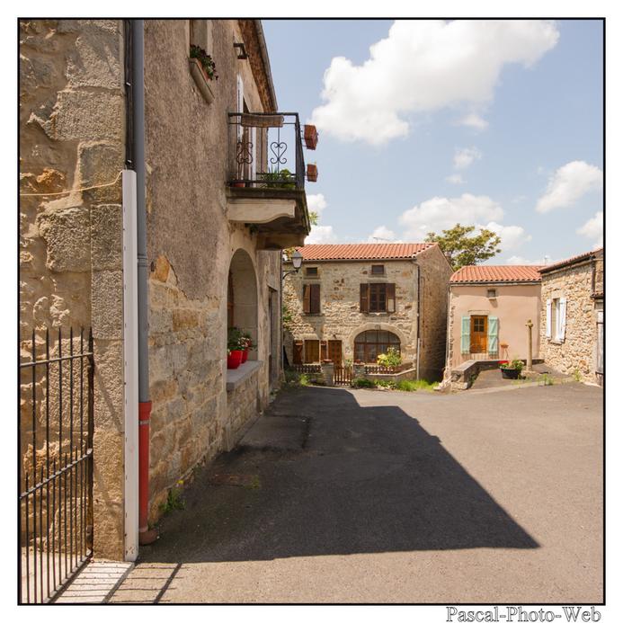 #Pascal-Photo-Web #Ville #Montpeyroux #Paysage #Puy-de-Dme #France #auvergne #patrimoine #touristique