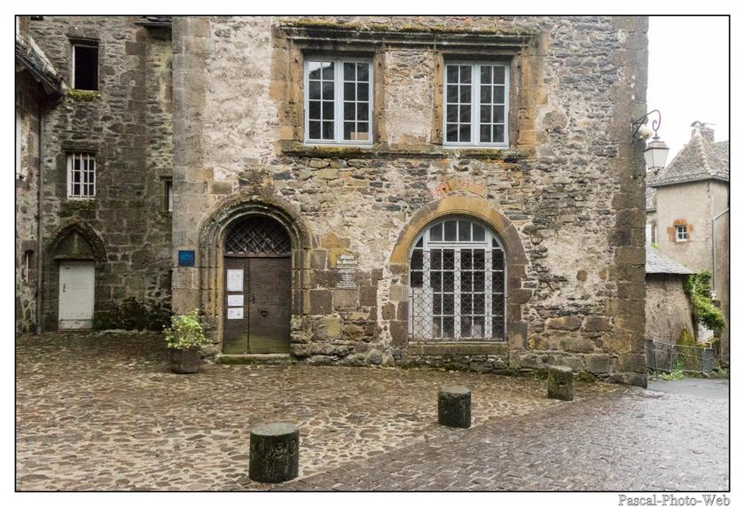 #Pascal-Photo-Web #Ville #Salers #Paysage #Puy-de-Dme #France #auvergne #patrimoine #touristique #medieval