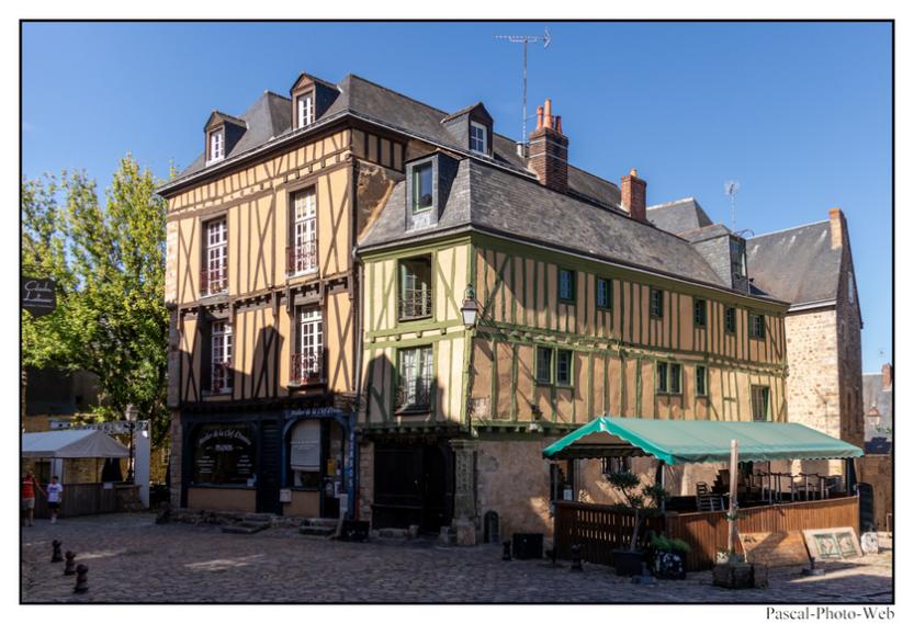 #Pascal-Photo-Web #Village #medieval #Paysage #72 #sarthe #France #pays-de-la-loire #patrimoine #touristique #Le-Mans