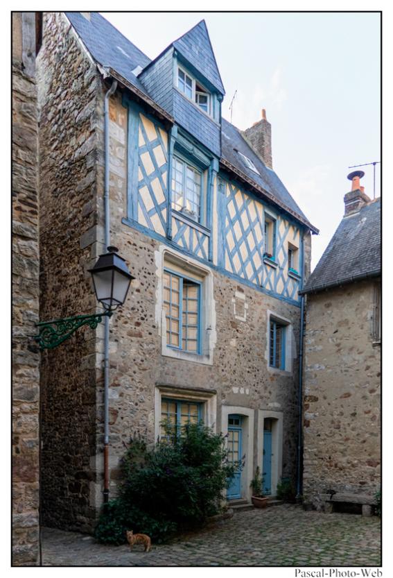 #Pascal-Photo-Web #Village #medieval #Paysage #72 #sarthe #France #pays-de-la-loire #patrimoine #touristique #Le-Mans