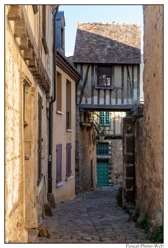 #Pascal-Photo-Web #Village #medieval #Paysage #72 #sarthe #France #pays-de-la-loire #patrimoine #touristique #Le-Mans