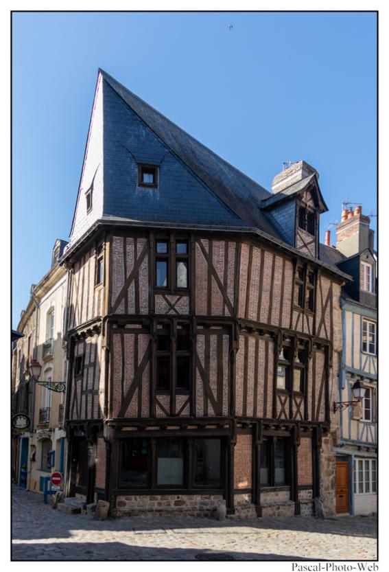 #Pascal-Photo-Web #Village #medieval #Paysage #72 #sarthe #France #pays-de-la-loire #patrimoine #touristique #Le-Mans