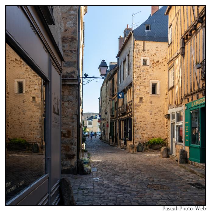 #Pascal-Photo-Web #Village #medieval #Paysage #72 #sarthe #France #pays-de-la-loire #patrimoine #touristique #Le-Mans