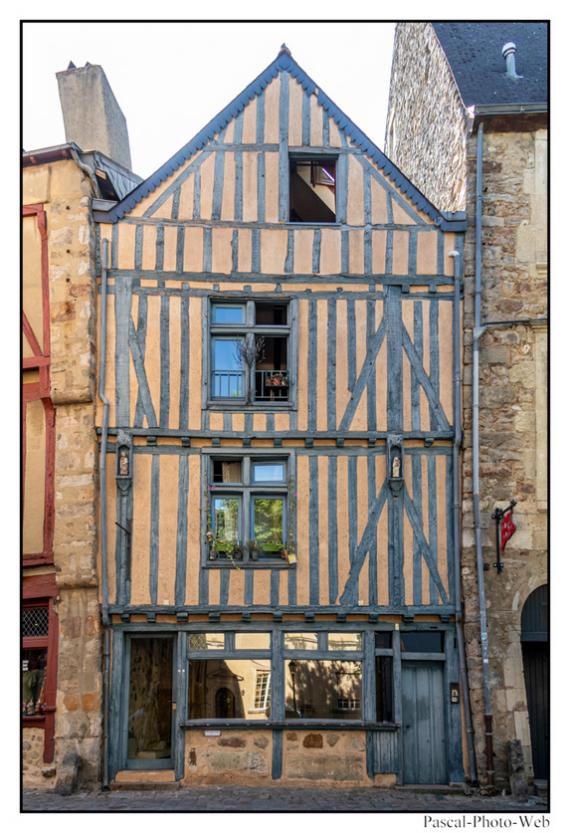 #Pascal-Photo-Web #Village #medieval #Paysage #72 #sarthe #France #pays-de-la-loire #patrimoine #touristique #Le-Mans