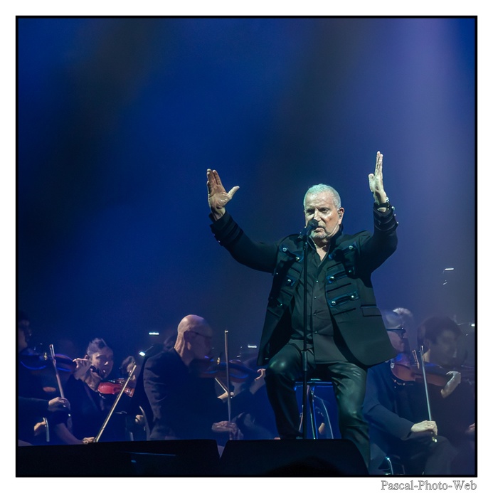 #pascalphotoweb #concert #bernardlavilliers #chanteur #rouen #zenith