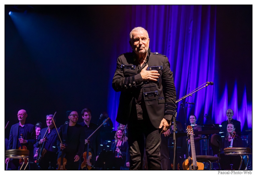 #pascalphotoweb #concert #bernardlavilliers #chanteur #rouen #zenith